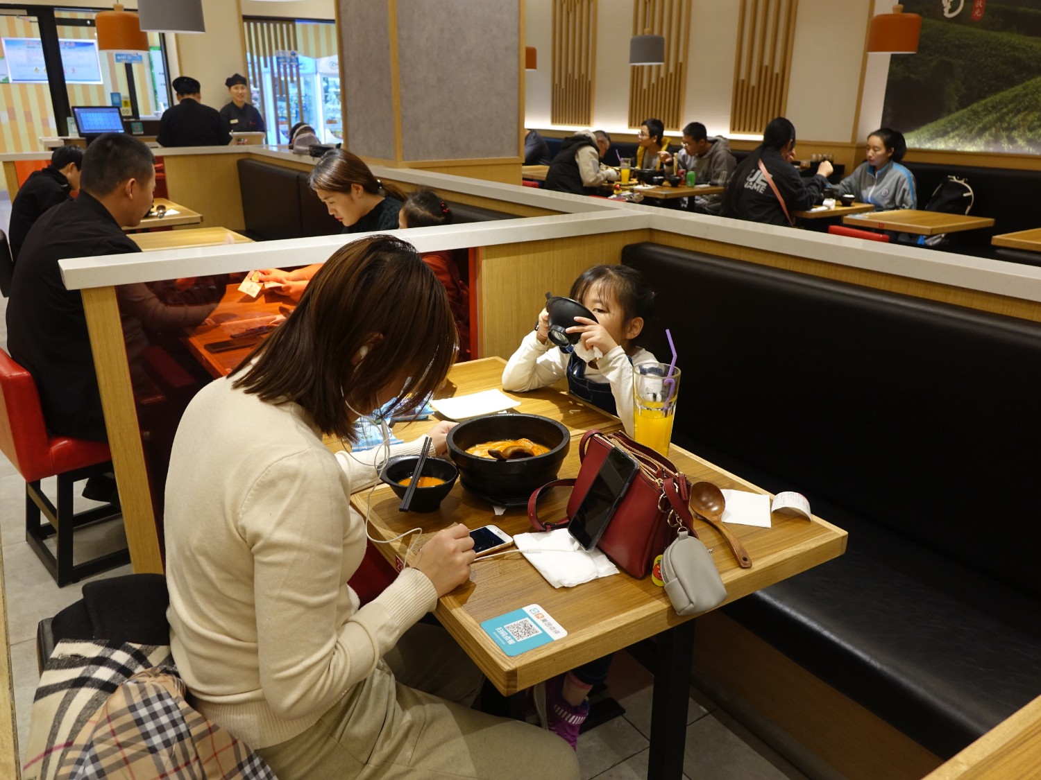 狀元米線深知決定一家米線店生意好壞，全靠產(chǎn)品口味